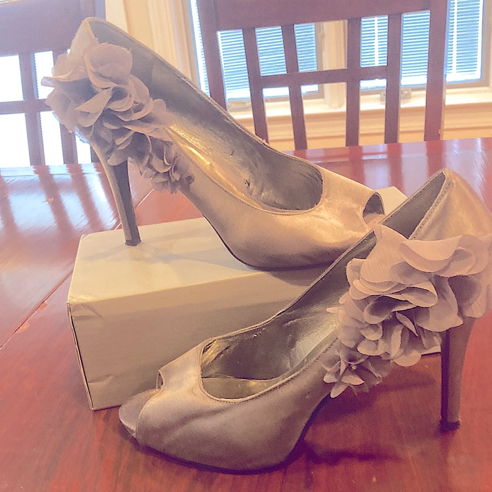 Dressy shoes